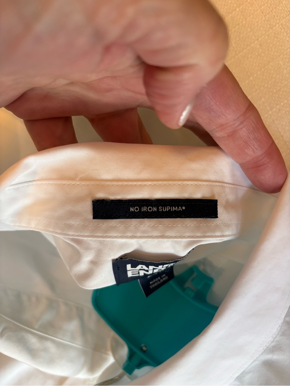 Lands' End Women’s White Button-Front Dress Shirt - Picture 7 of 7